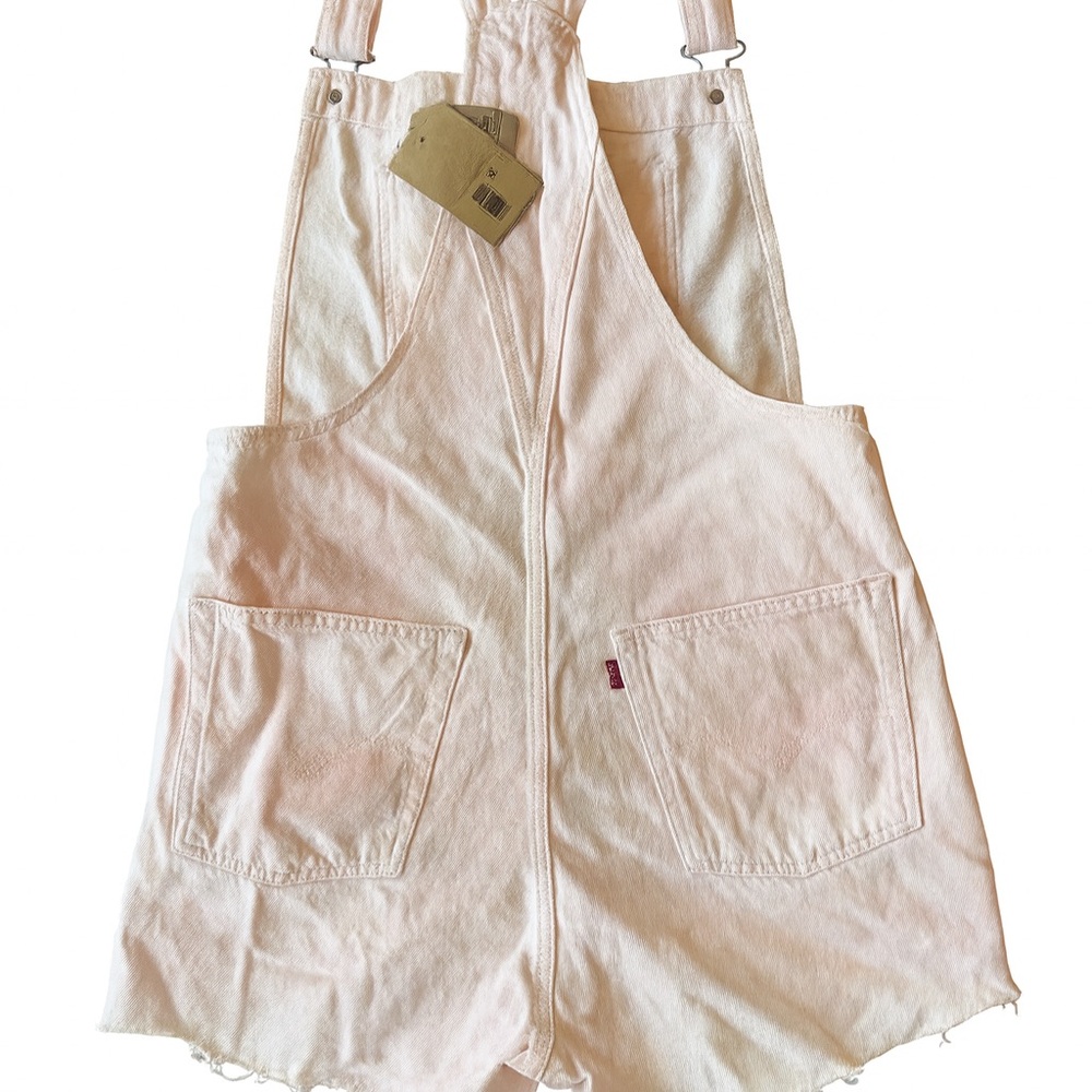 Levi’s Women’s Vintage-Inspired Shortalls Pink Size M NWT - Picture 2 of 5